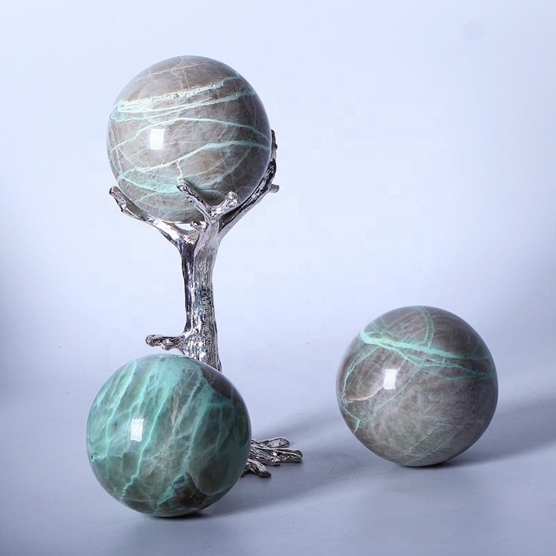 Esfera pulida bola cristalina curativa natural del claro de luna verde para la decoración