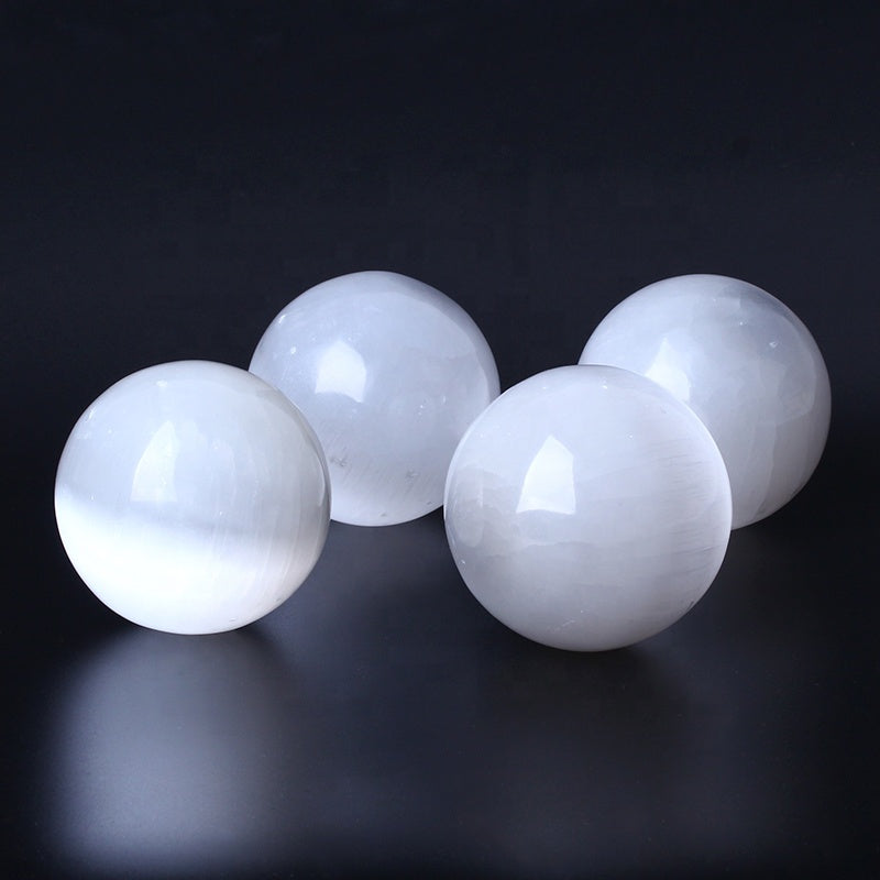 Bola de cristal curativa Natural, artesanías de cristal con esfera de selenita pulida de alta calidad para decoración del hogar