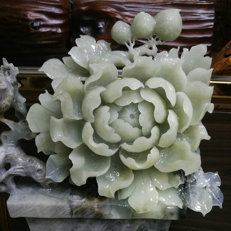 Oriental Xiuyu jade flowers blooming wealthy ornaments jade and peony flower boutique natural hand-carved