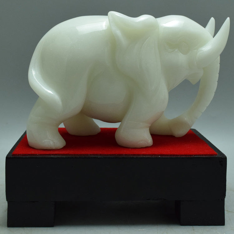Oriental natural jade elephant ornaments Liaoning Xiuyan Jade carving towards success jade porch Feng Shui fortune jade ware