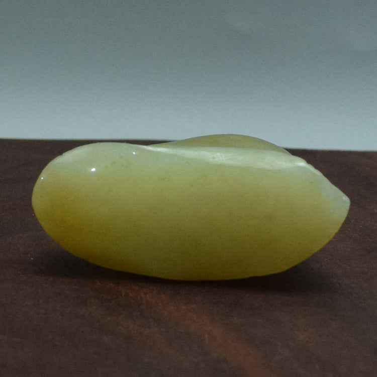 Oriental natural Xiuyan yellow white jade snail pendant Liaoning Xiuyan Jade Pendant Hand Carved