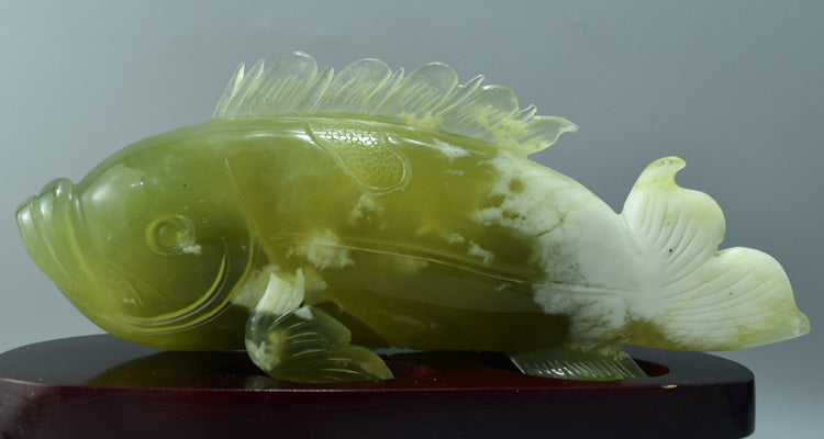 Oriental jade ornament Natural Jade Fish Carving