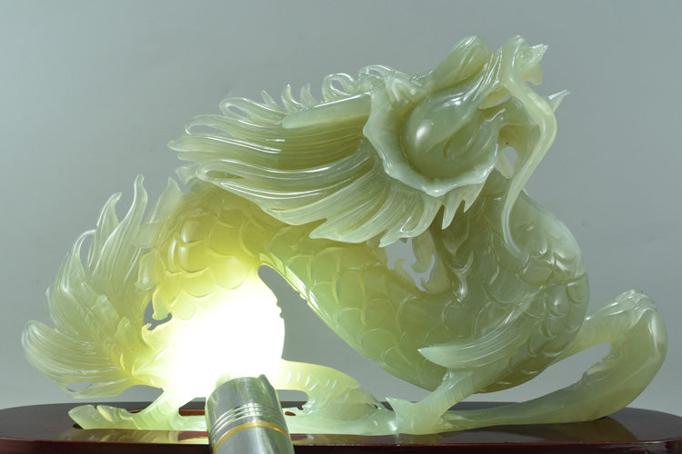 Oriental natural jade ornaments are good gifts for the feng shui office of the Dragon porch of the Chinese zodiac