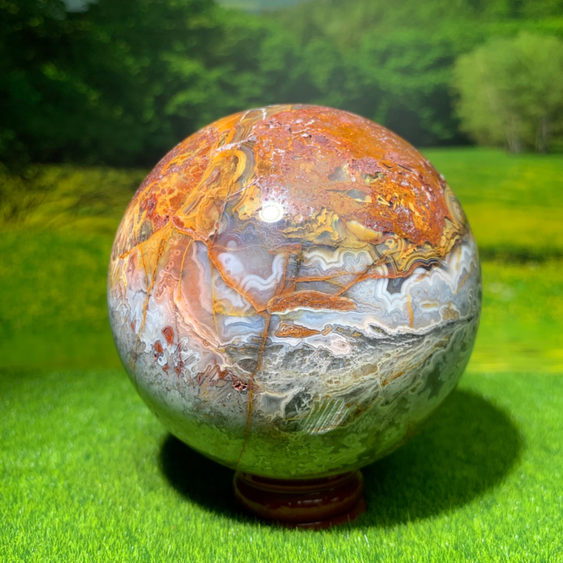 646G Natural mexican stone Quartz Ball Crystal Sphere Mineral Specimen Healing