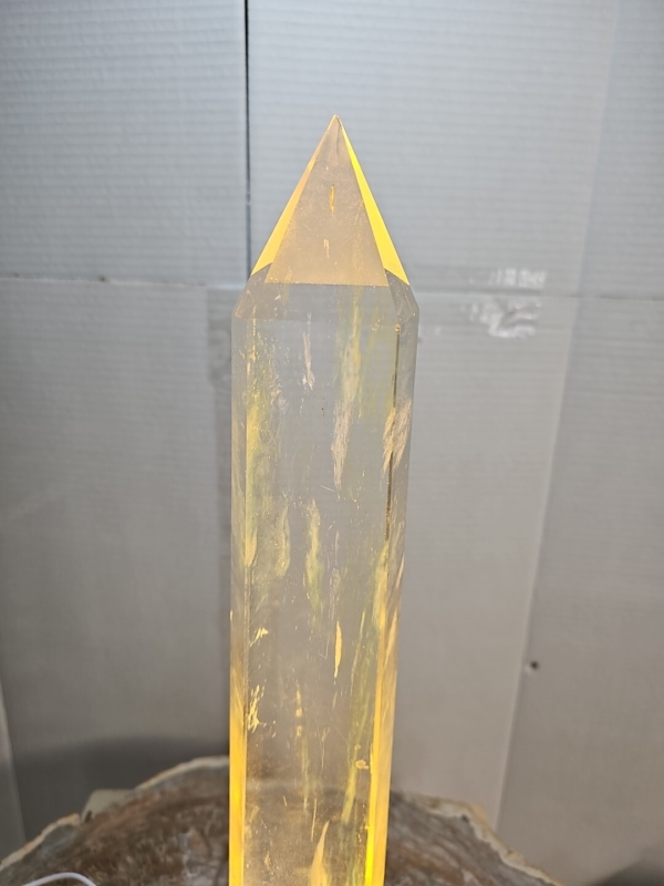 5.3lb Clear Yellow  Smelt  Melting  Quartz  Crystal Point Tower Polished W/Led