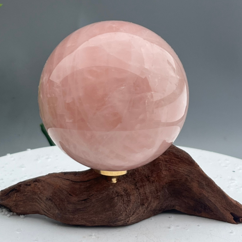 326g Natural powder crystal Ball Quartz Crystal Sphere Reiki Healing