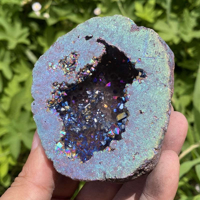 230g Electroplating color Natural Crystal Agate cave ornaments crystal cluster q