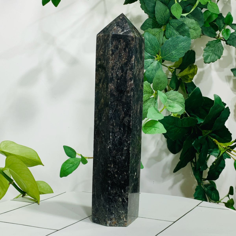 1338g Natural Firework Stone Quartz Obelisk Crystal Wand Point Tower Healing