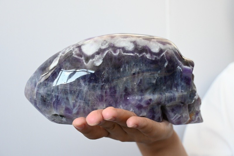 4.2LB Top Natural Dreamy Amethyst Quartz hand Carved Crystal Alien Skull reiki