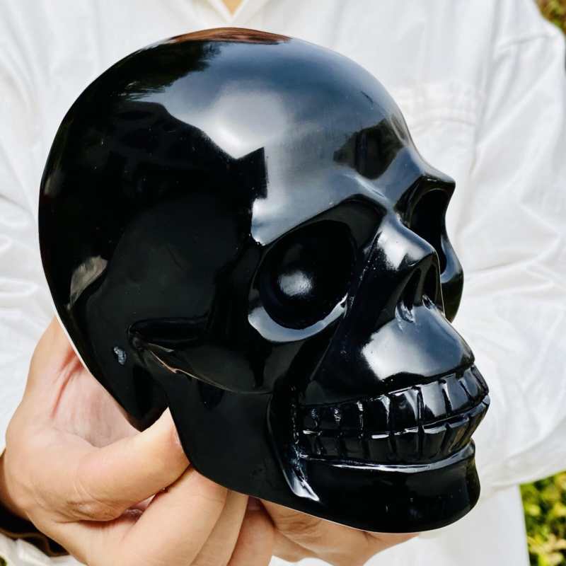 4.11LB Natural Obsidian gem skull Quartz Carved Crystal Skull Reiki Healing