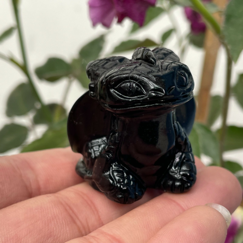 1pc Natural obsidian crystal Quartz  carved crystal skull reiki healing