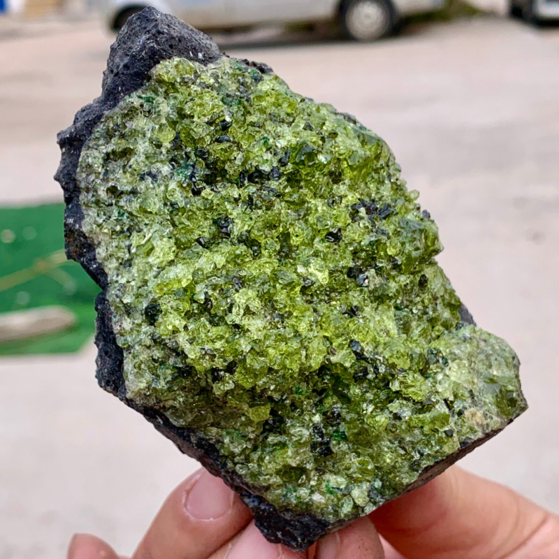 383G Natural and rare beautiful museum grade olive green olivine crystal