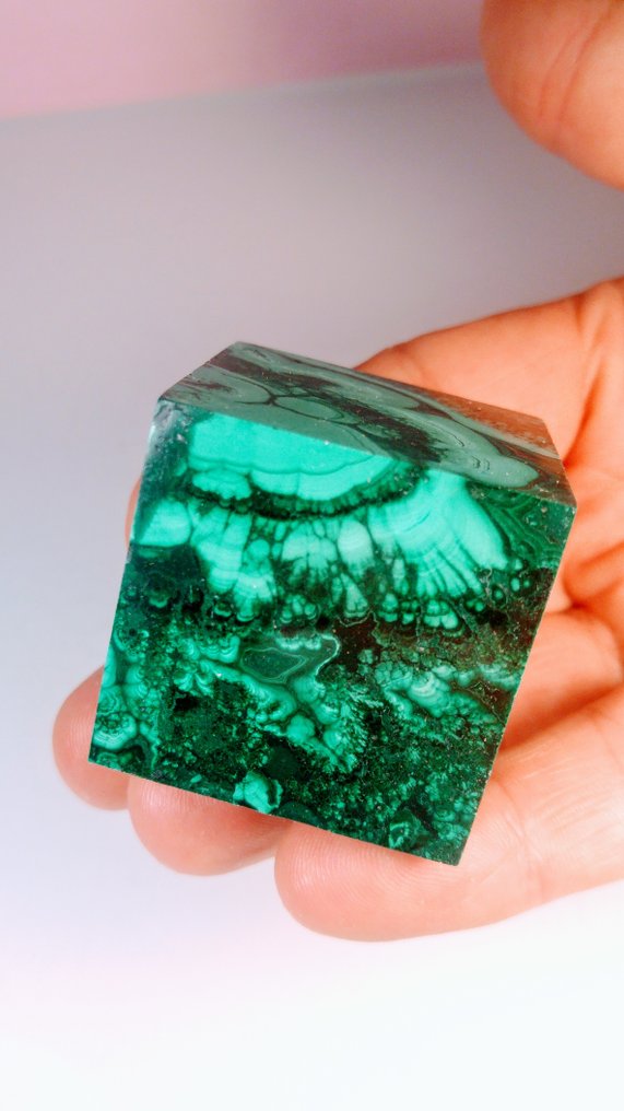Malachite Cube - Height: 41 mm - Width: 41 mm- 220g