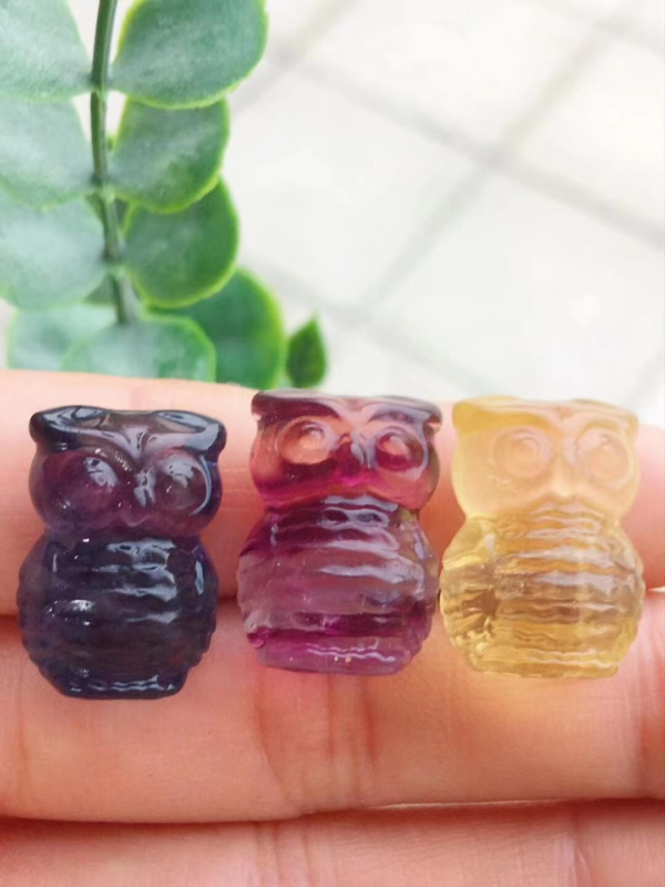 4Natural Fluorite Carved Mini Owl Skull Quartz Crystal Reiki Healing