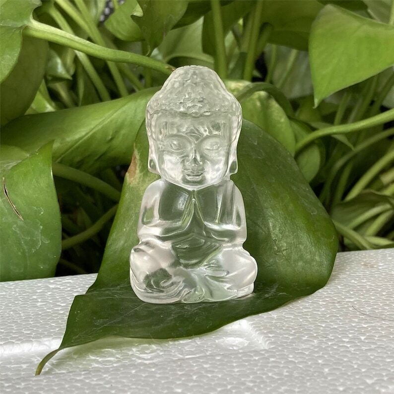 Clear Melting Stone Buddha Carved Quartz Crystal Heal decoration skull Gifts