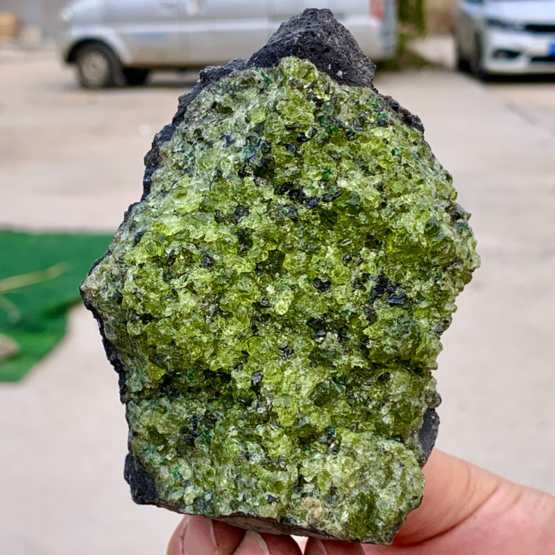 383G Natural and rare beautiful museum grade olive green olivine crystal