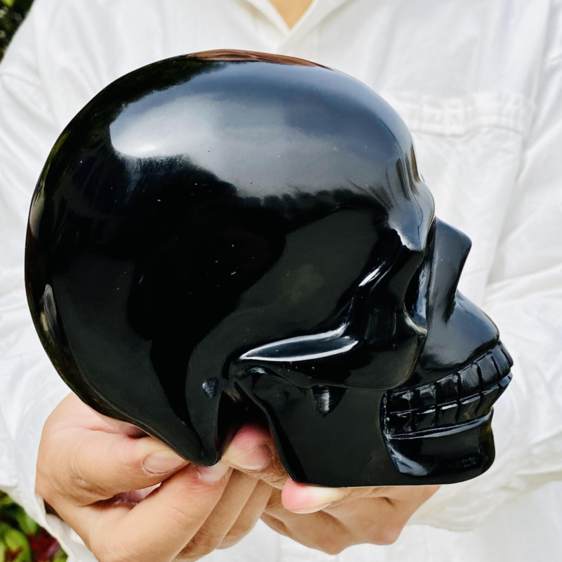 4.44LB Natural Obsidian gem skull Quartz Carved Crystal Skull Reiki Healing