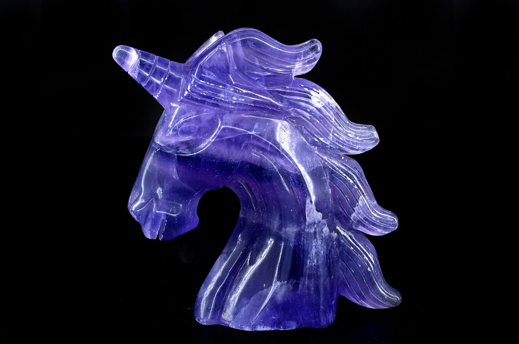 High quality purple and blue Fluorite unicorn - Height: 10.9 cm - Width: 9.9 cm- 390 g
