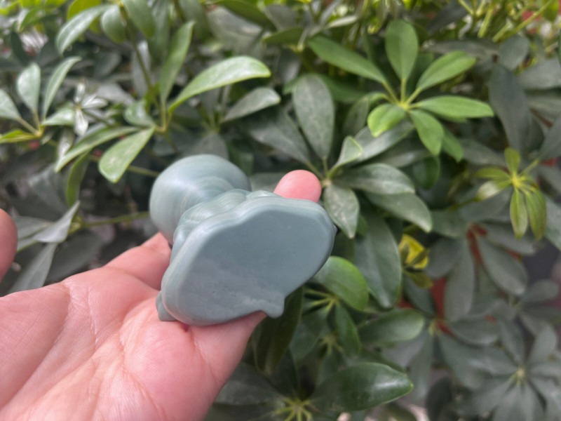 1pc Natural Lushan jade Quartz Hand Carved Alien Skull Crystal Reiki Heal Gift