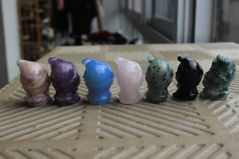 7pcs 4cm NATURAL many kinds materials of carved elf