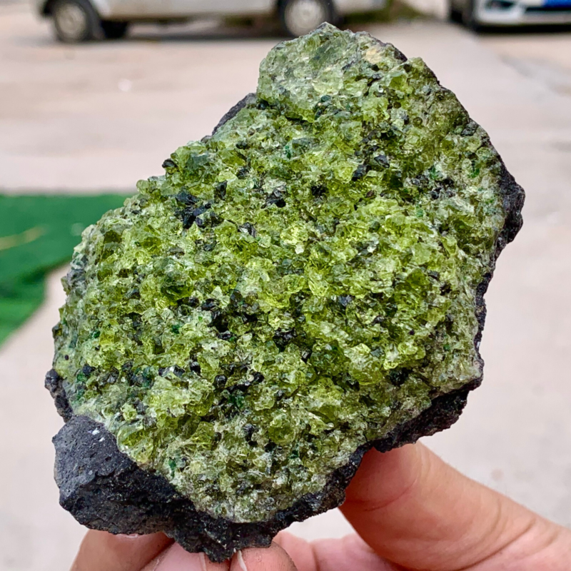 383G Natural and rare beautiful museum grade olive green olivine crystal