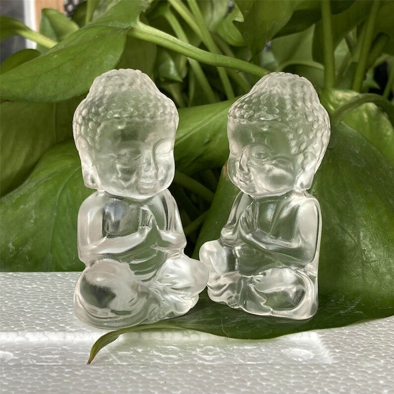 Clear Melting Stone Buddha Carved Quartz Crystal Heal decoration skull Gifts