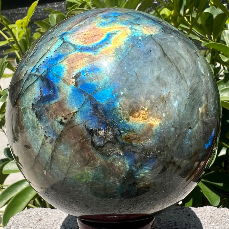 3.98LB Natural elongated quartz crystal energy healing ball