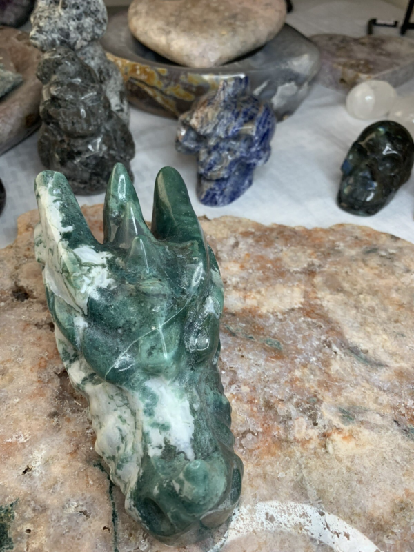 LARGE 5" - 5 1/2” 887g Green & White Moss Agate Dragon Head Crystal Skull!
