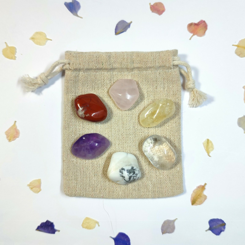 Crystals for Pets and Animals Quartz Howlite Amethyst Rose Quartz Citrine Jasper