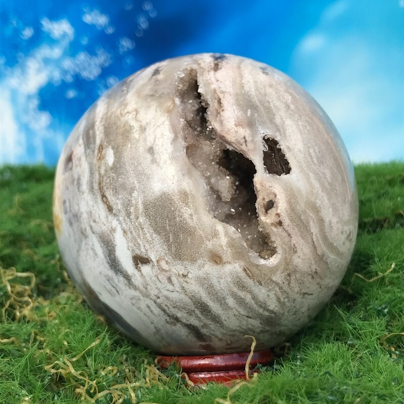 300GNatural Marine Jasper Quartz Ball Crystal Ball Mineral Sample Restoration