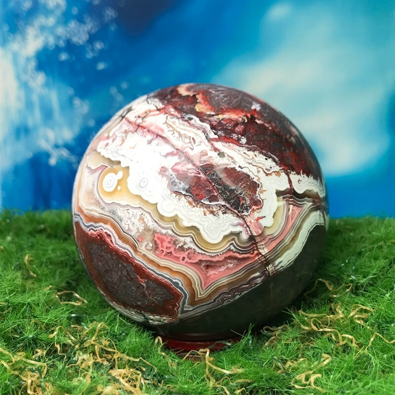 365G Natural Mexican Quartz Ball Crystal Ball Mineral Specimen Repair