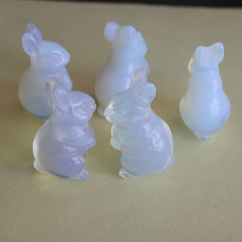 Carved gemstone crystal rabbit bunny figurine animal carving home decor 1.5&apos;&apos;