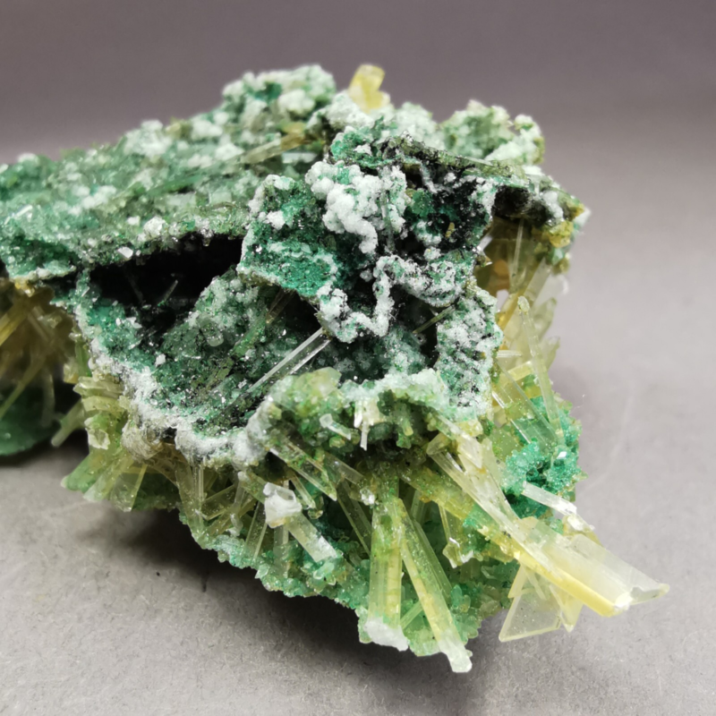 8.57 g RARE Gypsum var. Selenite w. Atacamite / Poland / Rough Crystal Specimen