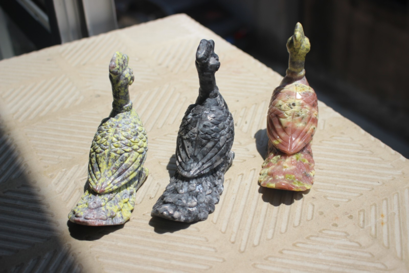 3pcs 12cm   Natural 3 kinds of materials carved  peacock