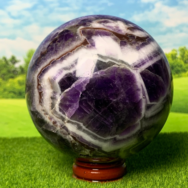 718G Rare High Quality Purple Dream Amethyst Quartz Crystal Sphere Healing Ball