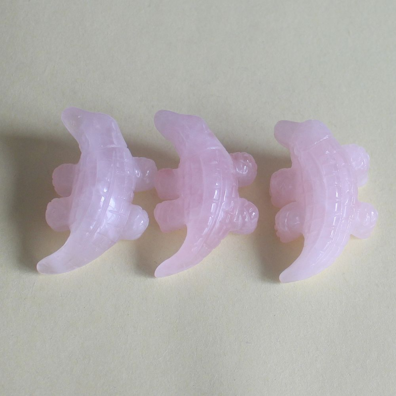 1.6&apos;&apos; Carved crystal rose quartz crocodilian figurine animal carving decor