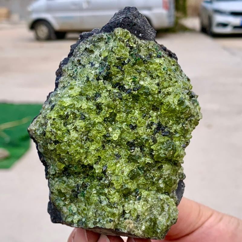 383G Natural and rare beautiful museum grade olive green olivine crystal