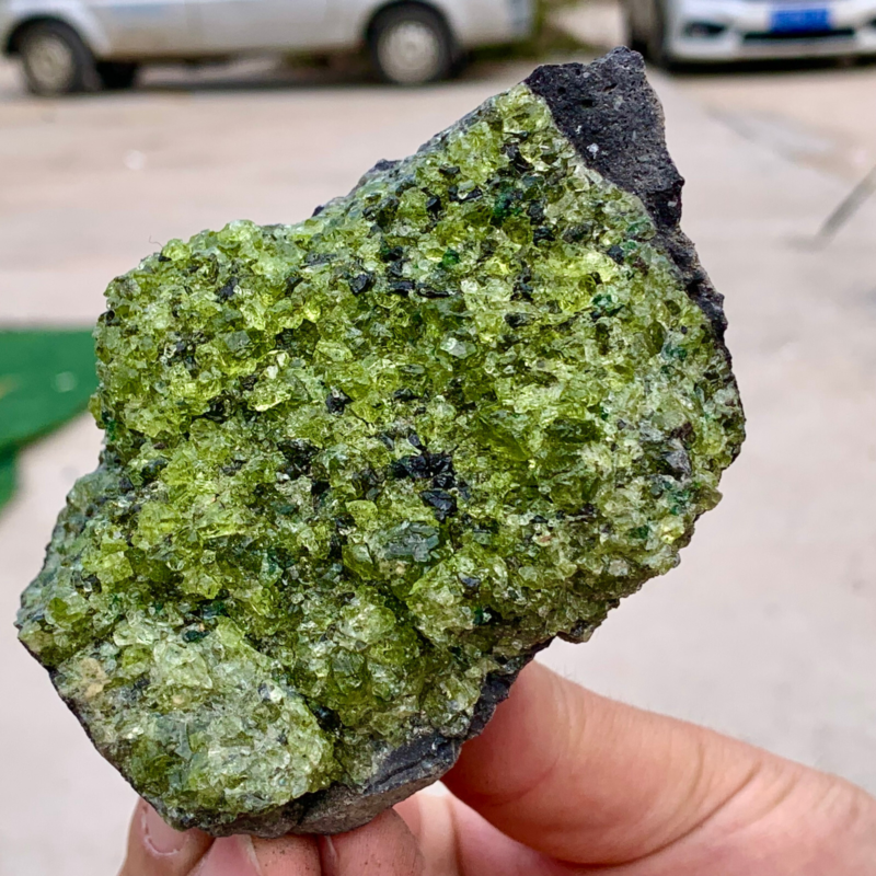 383G Natural and rare beautiful museum grade olive green olivine crystal