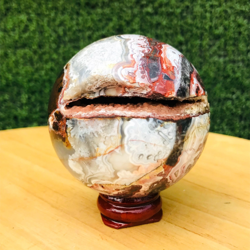 249GNatural Mexican Quartz Ball Crystal Ball Mineral Specimen Repair