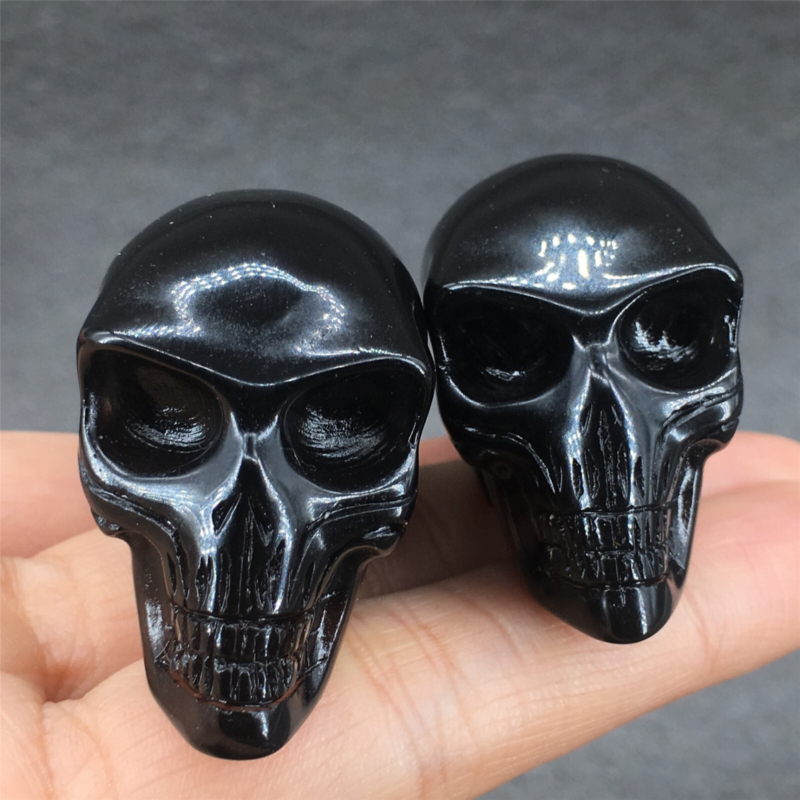 1pc Natural Obsidian Alien skull Crystal hand-carved polishing  quartz healing