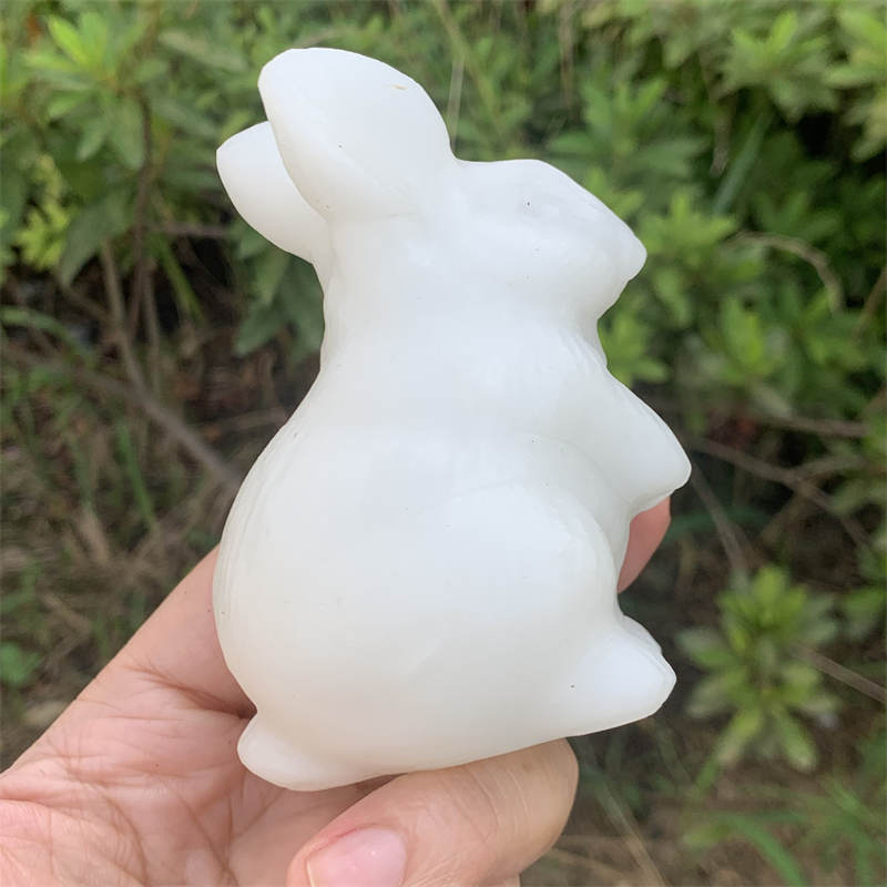 1pc Natural white jade rabbit hand carved Quartz Crystal skull Reiki Healing