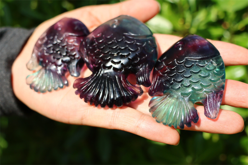 2.4+" Carved Natural Rainbow Fluorite Fish Reiki Crystal Skull Crystal Gifts 1PC