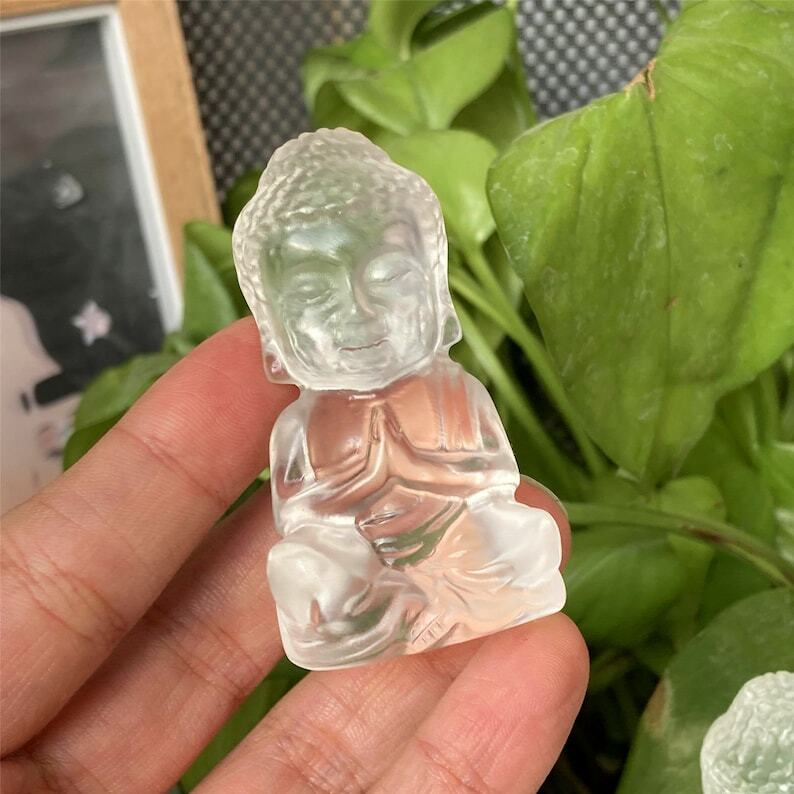 Clear Melting Stone Buddha Carved Quartz Crystal Heal decoration skull Gifts