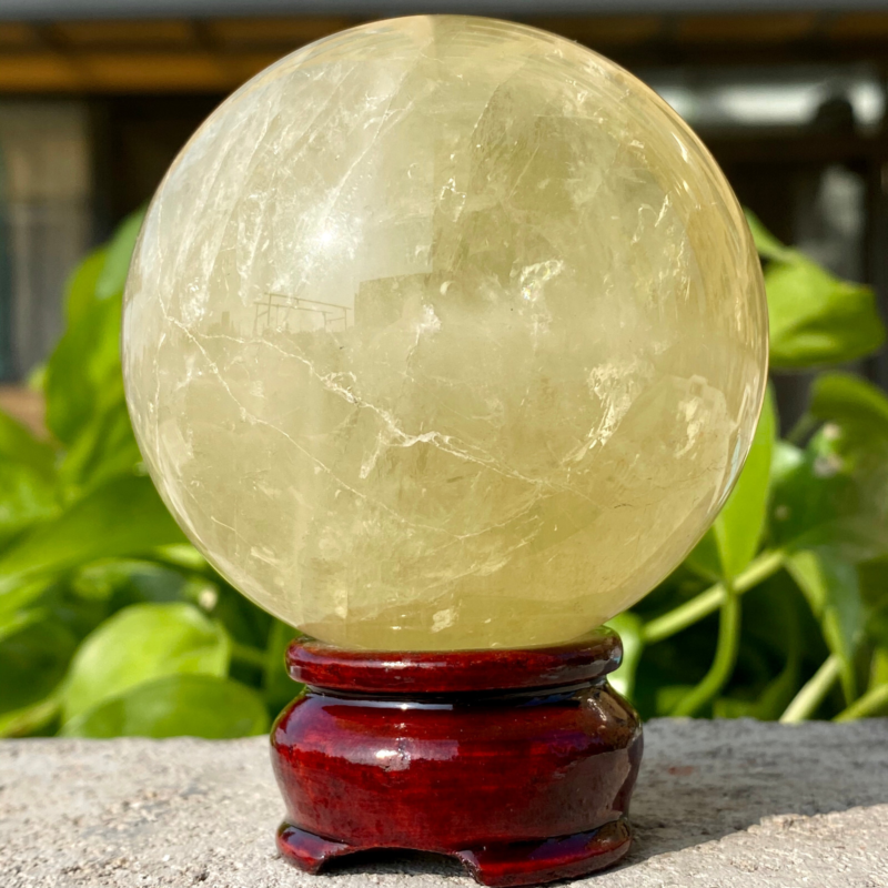 483G Natural yellow crystal quartz ball crystal ball sphere healing