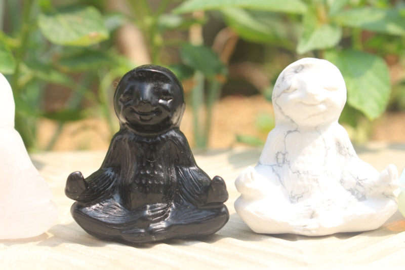 4pcs 50mm natural many kinds of materials quartz  carving sloth