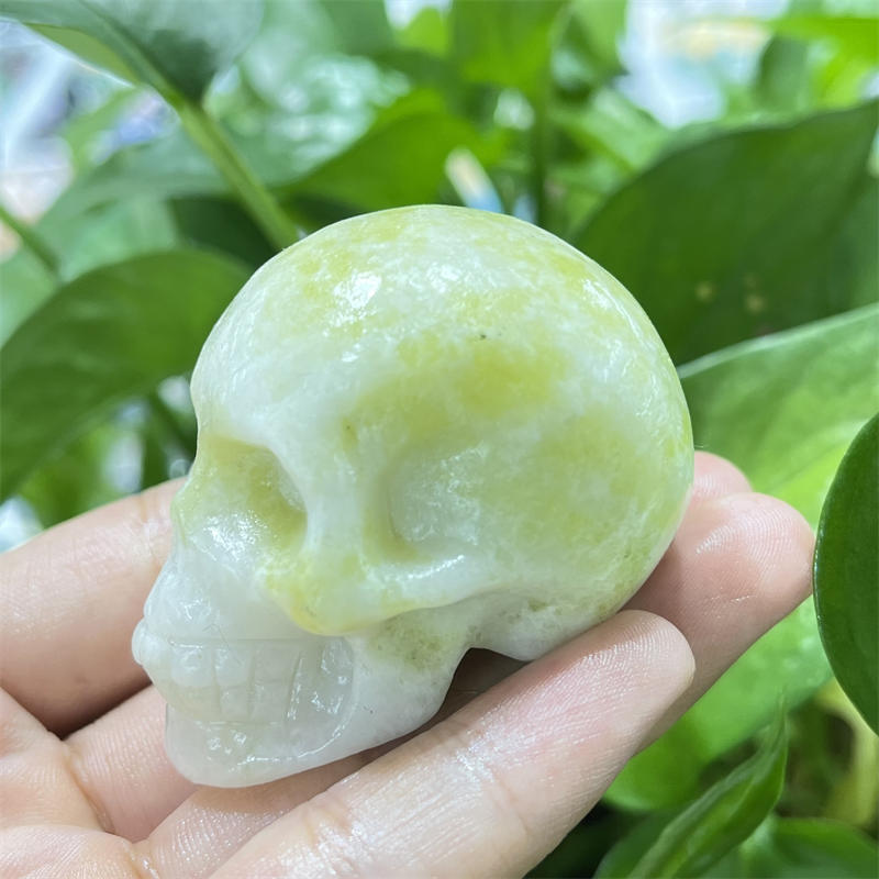 1pc Natural Green jade skull hand carved Quartz Crystal skull Reiki