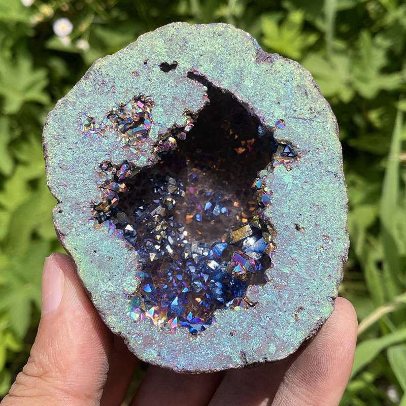 230g Electroplating color Natural Crystal Agate cave ornaments crystal cluster q