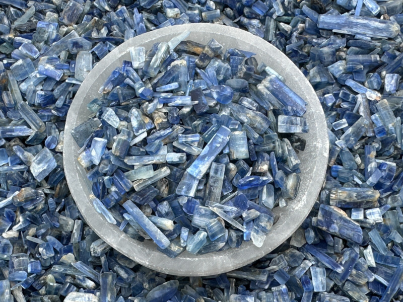 Grade A++ Semi Tumbled Gemstone Mini Chips 3 - 18 mm, Wholesale Bulk Lot