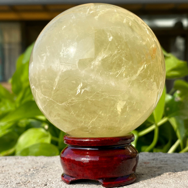 483G Natural yellow crystal quartz ball crystal ball sphere healing