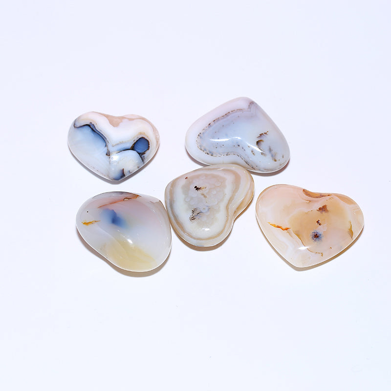 Heart-shaped aquatic agate